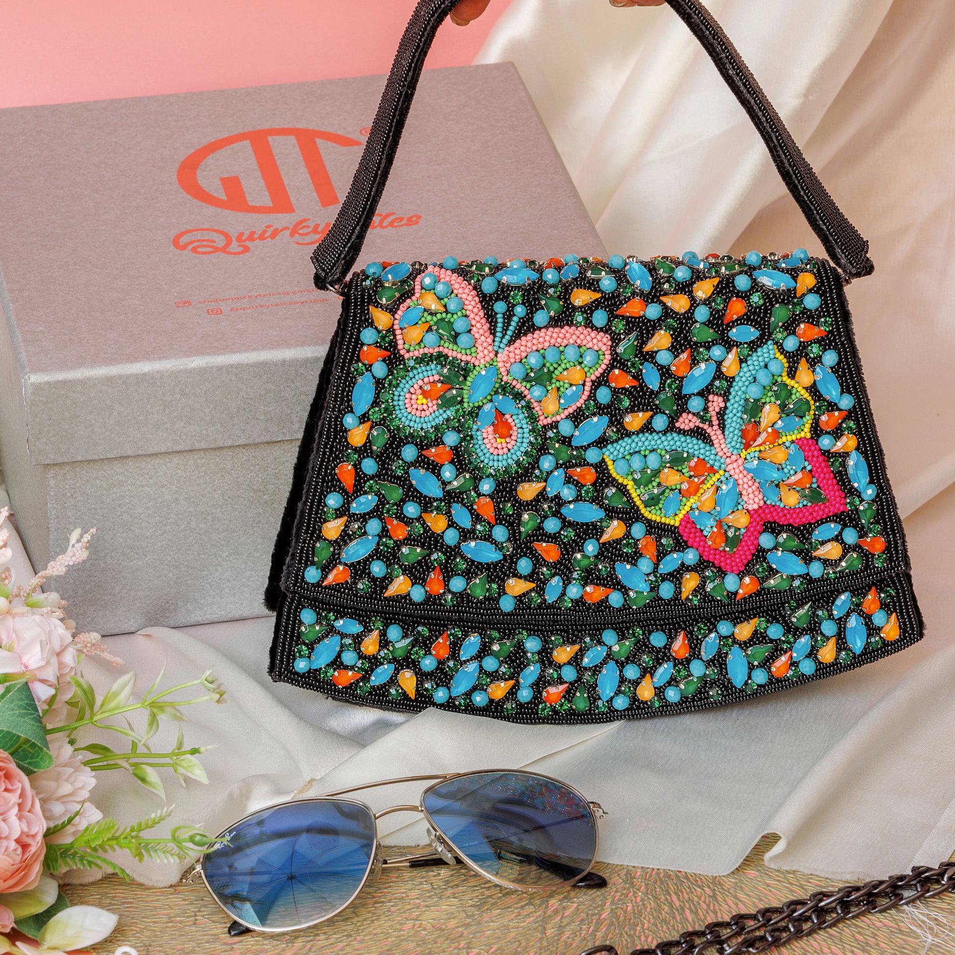 Elara black handbag