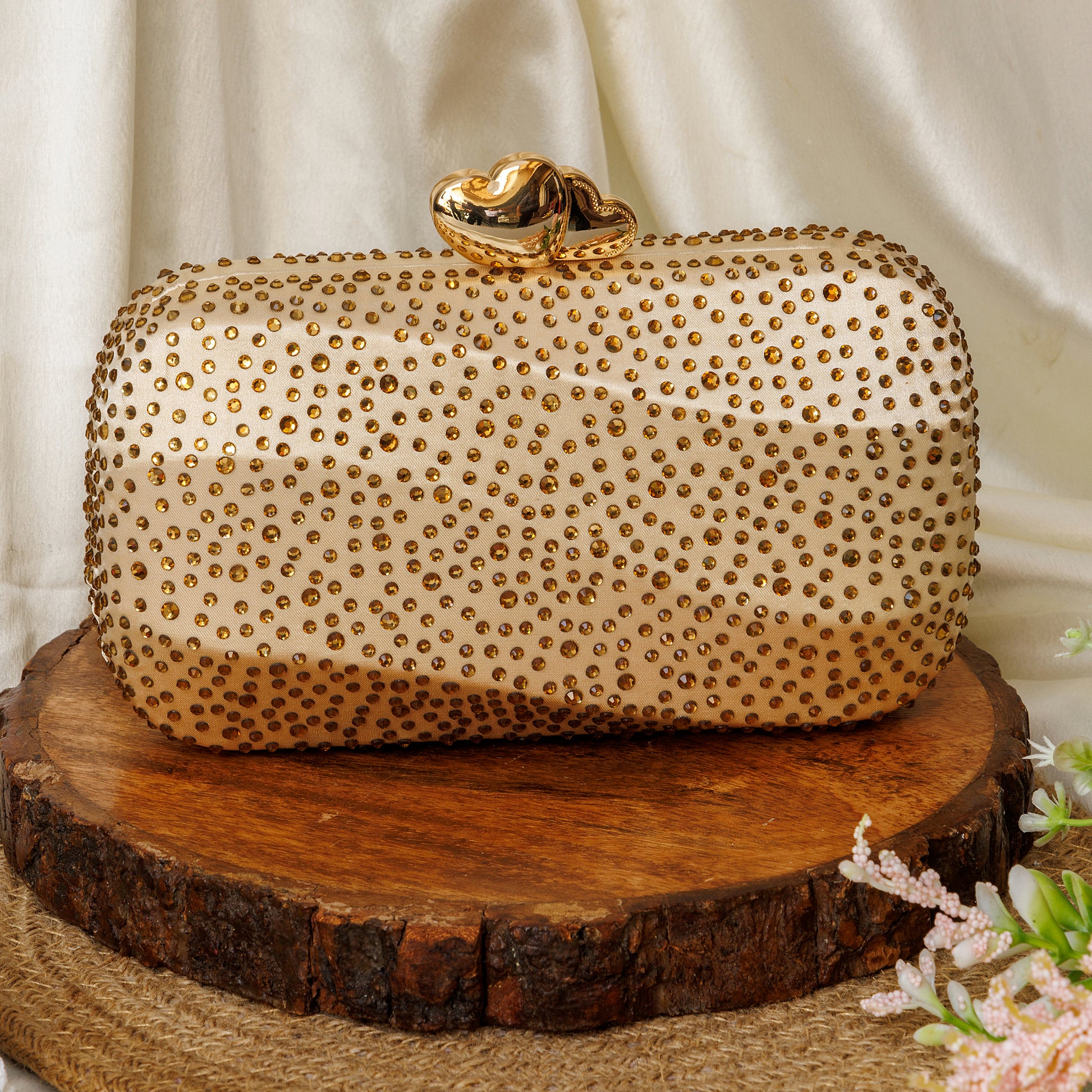 ladies gold clutch