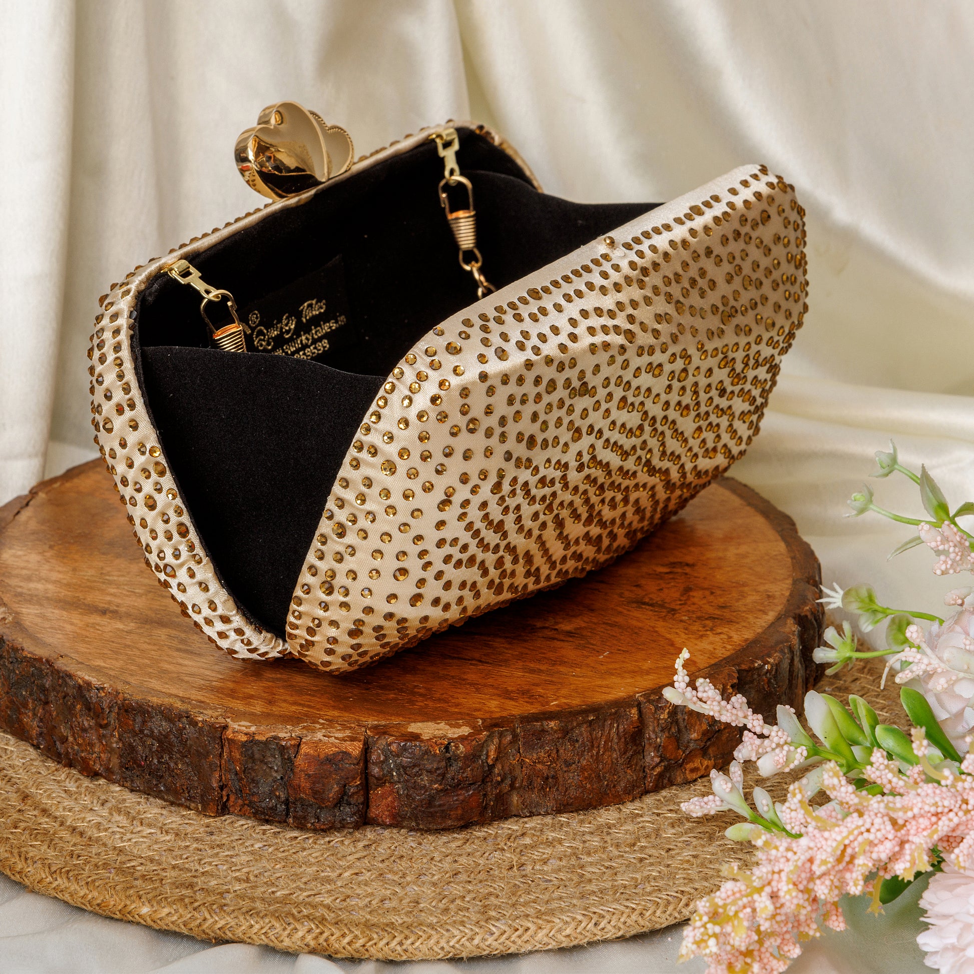 ladies gold clutch