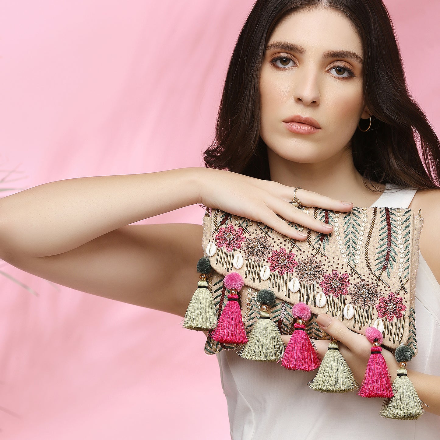 Gaia Offwhite envelope clutch