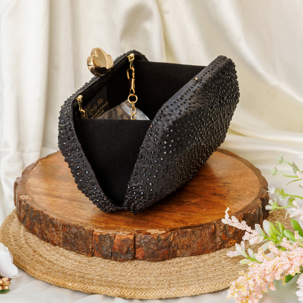 black clutch for women