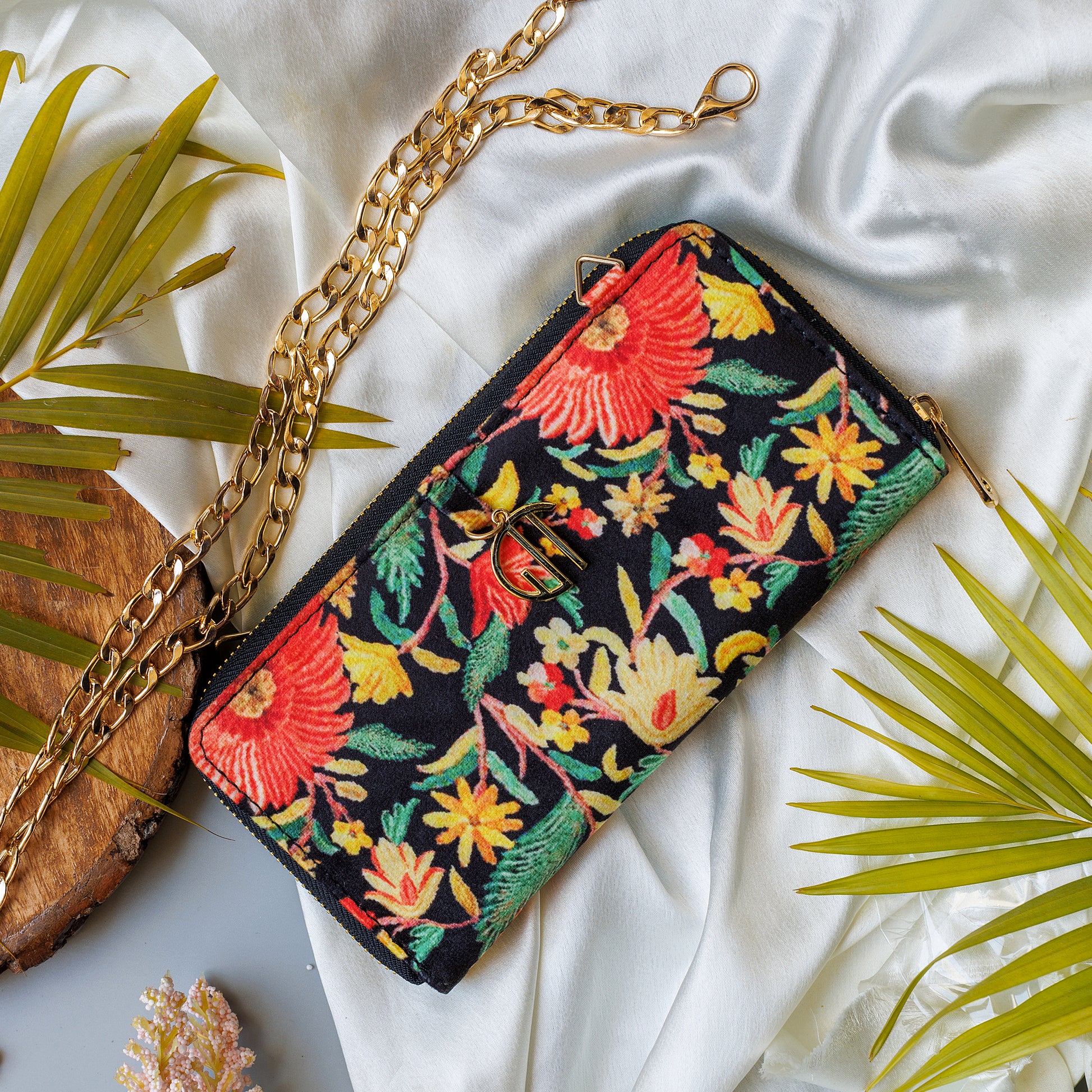 wallets and clutches for women