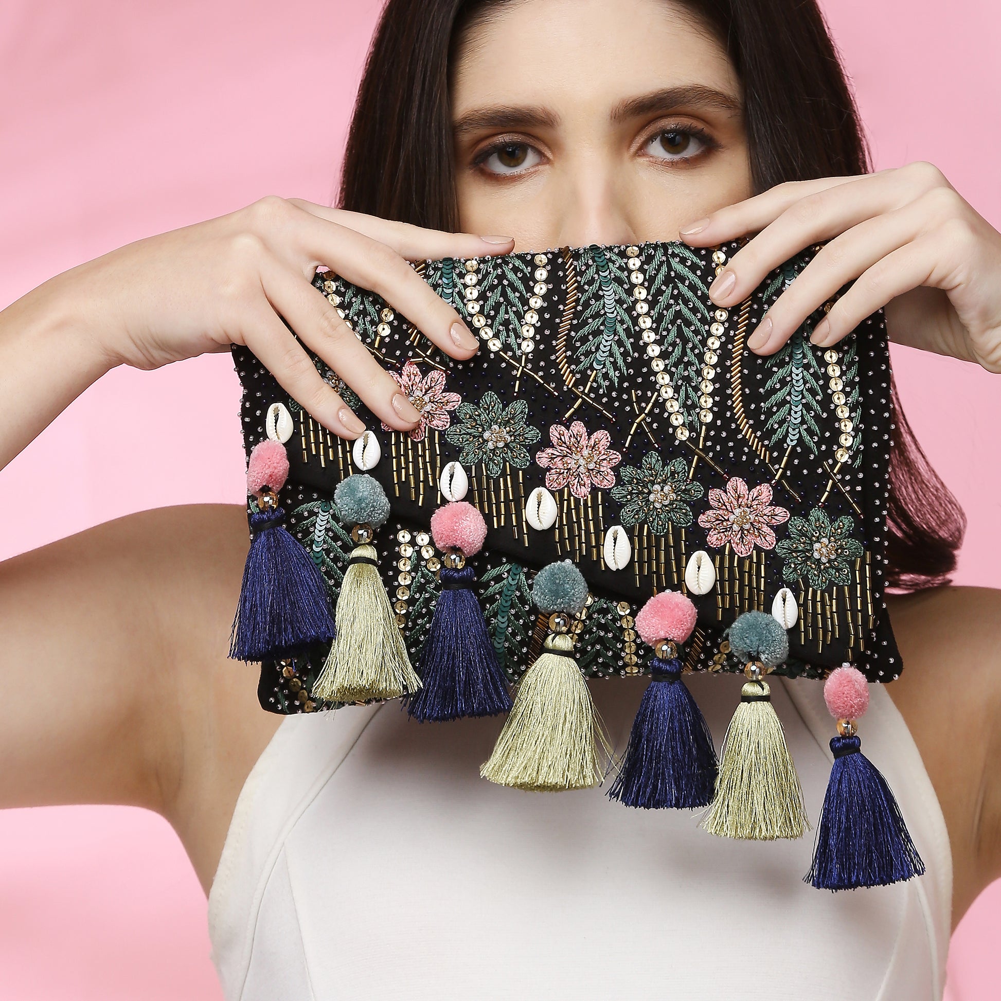 Gaia black envelope clutch