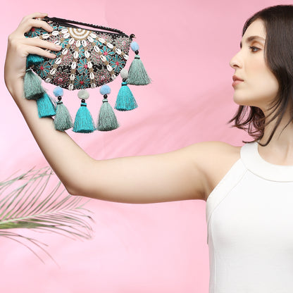 Luna Black Halfmoon clutch